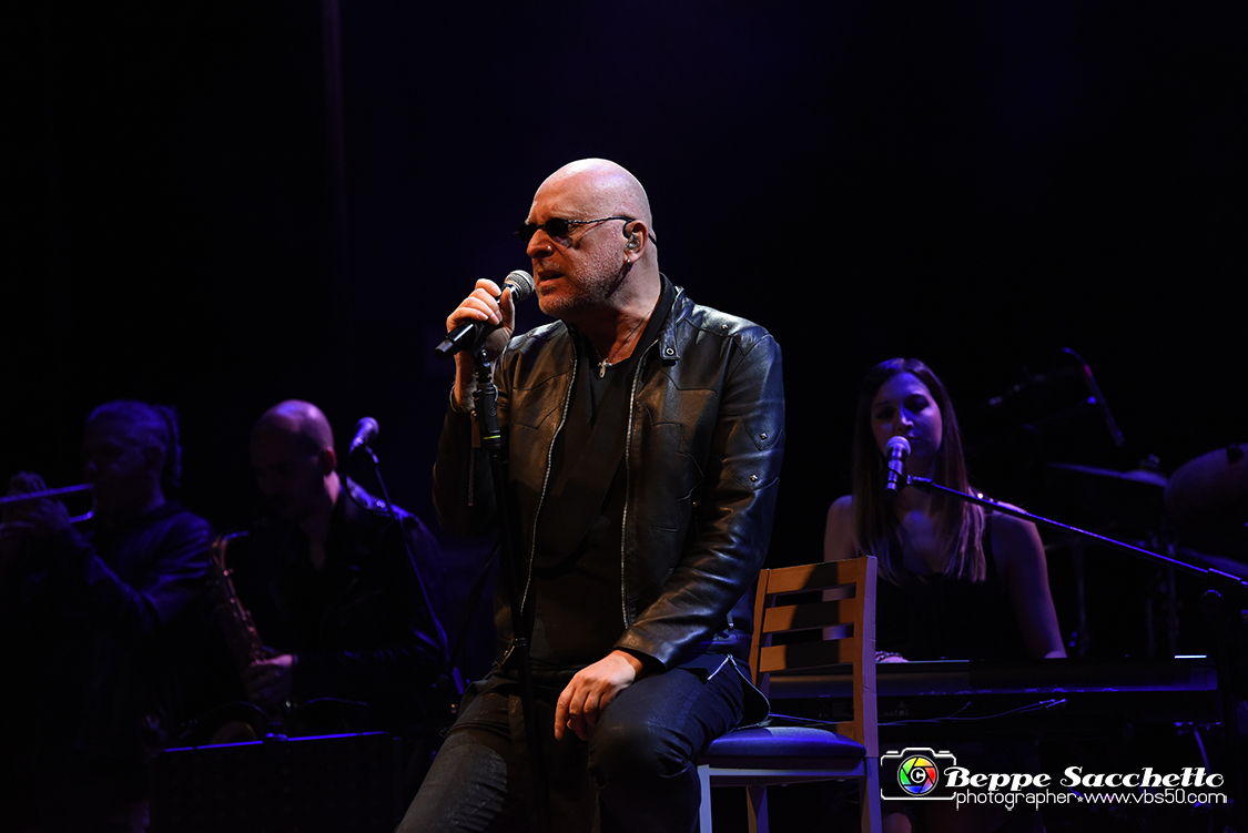 VBS_9035 - Concerto Mario Biondi - Romantic Tour 2022.jpg